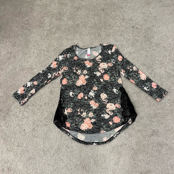 No Boundaries Floral Long Sleeve Top - Picture 1 of 6